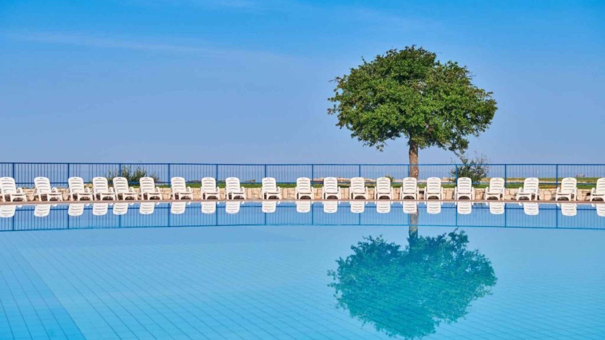 Katoro Apartment | Studio with outpool