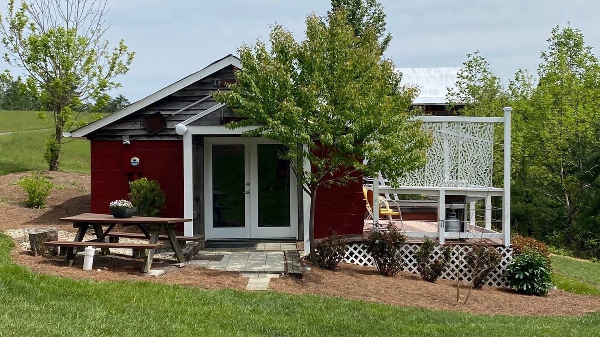 Copper Hill Apartment | Studio with quiet, bucolic, country setting w/hiking trails, pond, and hot tub.