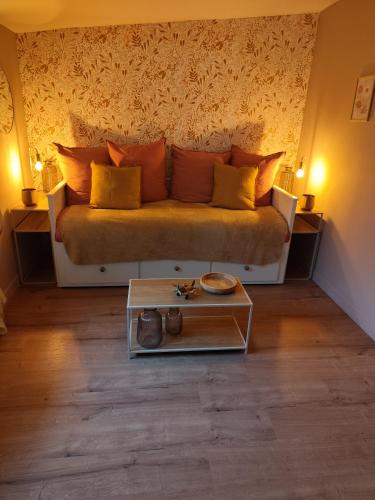 La Demi-Lune Apartment | studio33