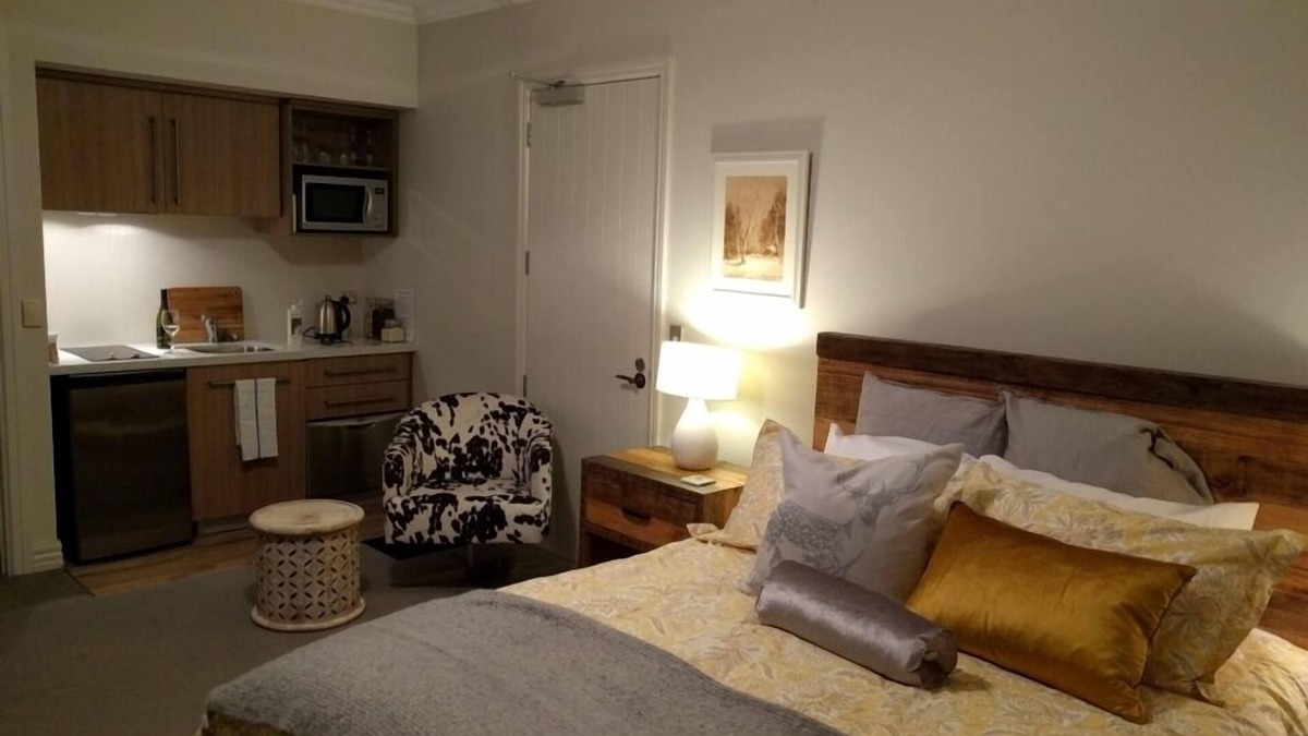 Cardrona Apartment | Study retreat in Cardrona