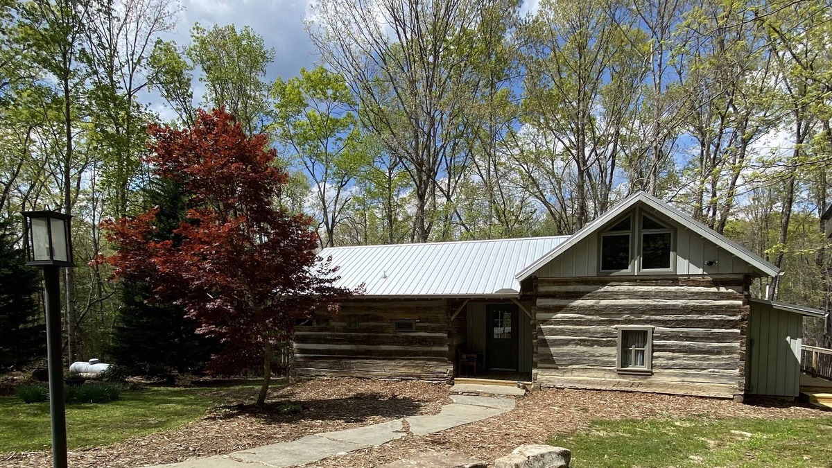 Mountain Rest Cabin | Stumphouse Cabin near Stumphouse Mtn Bike Park~Pet's Welcome! No cleaning fees!