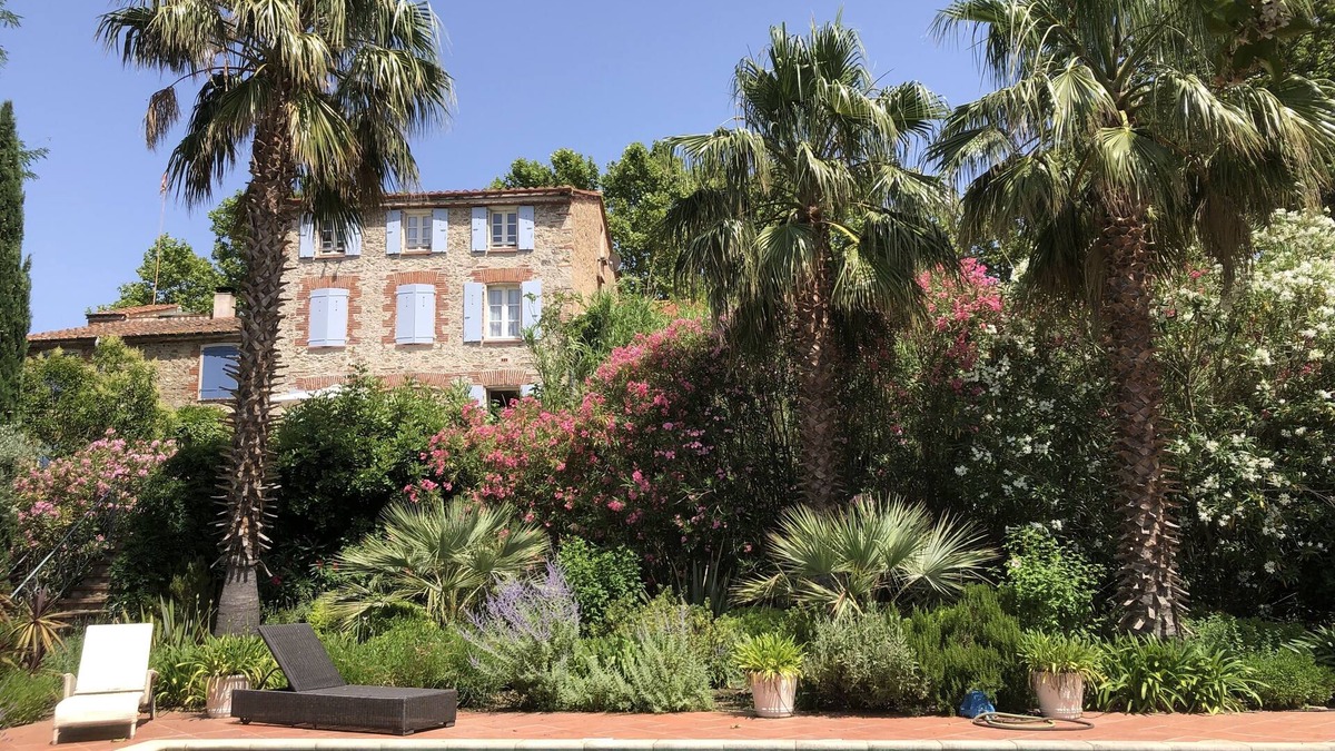 Saint-Genis Other | Stunning spacious Mas . 7 mins from the sea