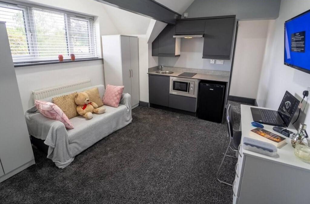 Selly Oak Apartment | Stunning 1-Bed Studio in Birmingham