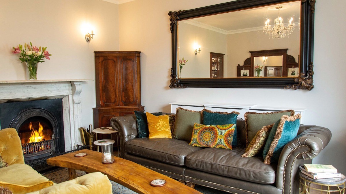 Dungarvan House | Stunning 1800's House Right in Town Centre