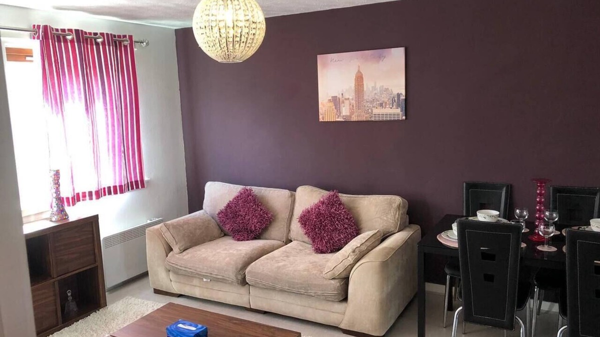 East Pilton Apartment | Stunning 2-Bed Serviced SelfCatering Apartment