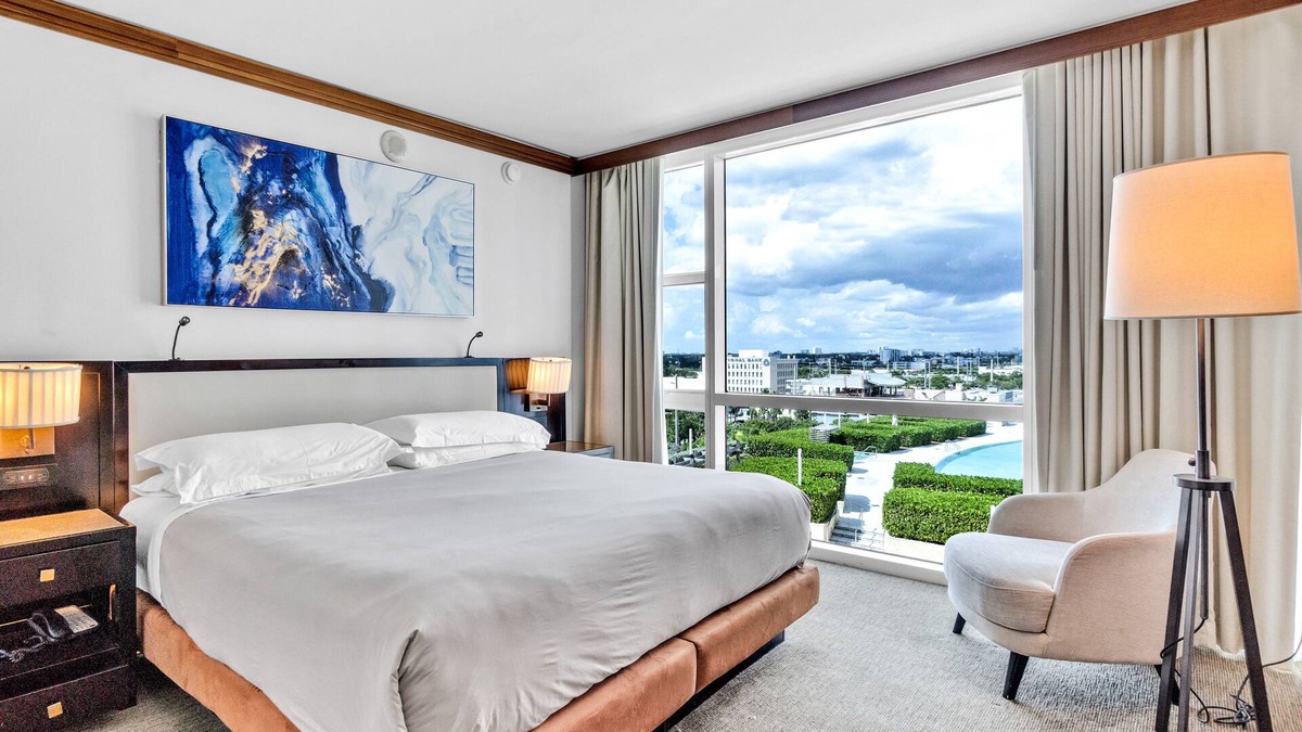 North Beach Condo | Stunning 2BR 2Bath on 8th floor @Carillon Miami Wellness Resort