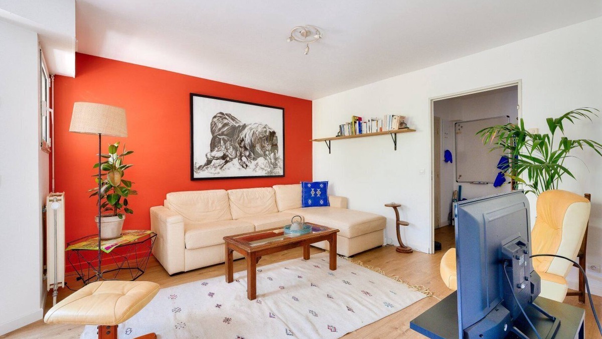 La Castellane Apartment | Stunning 2BR Flat with Balcony in the Heart of Marseille