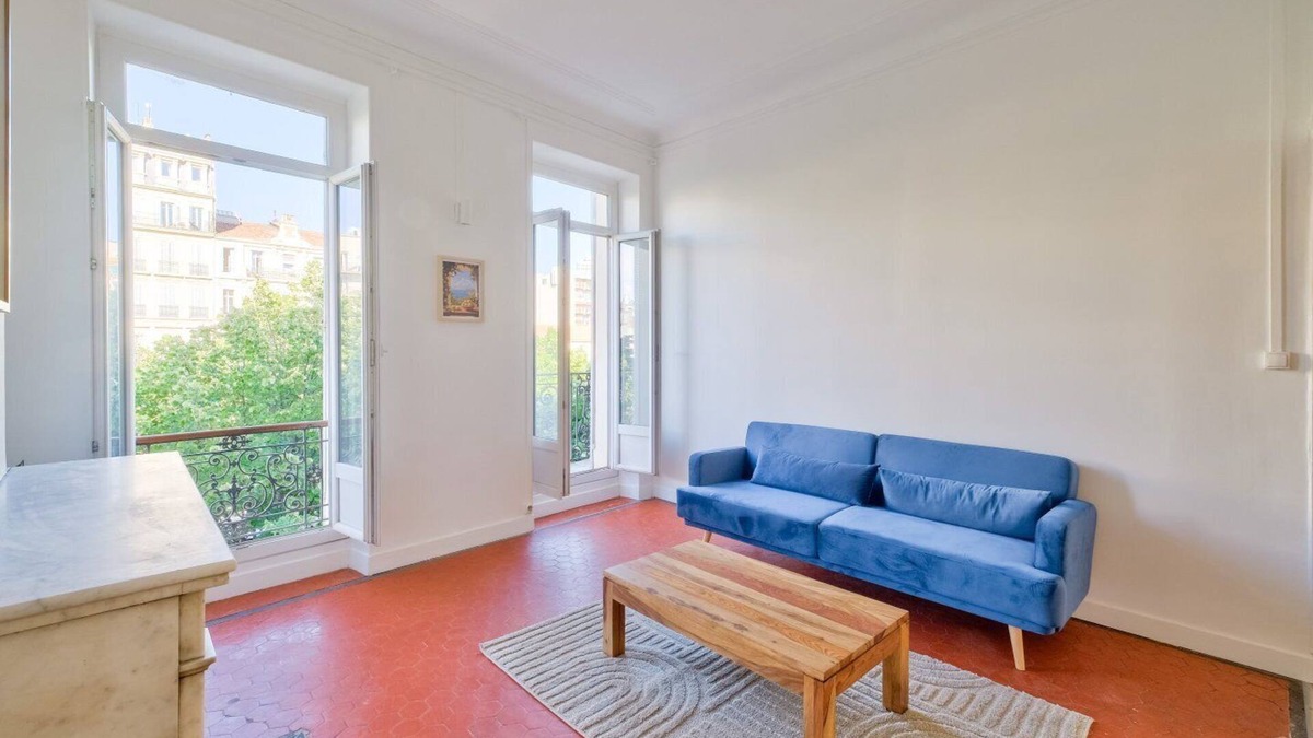 6th Arrondissement Apartment | Stunning 3BR Flat near Vieux Port