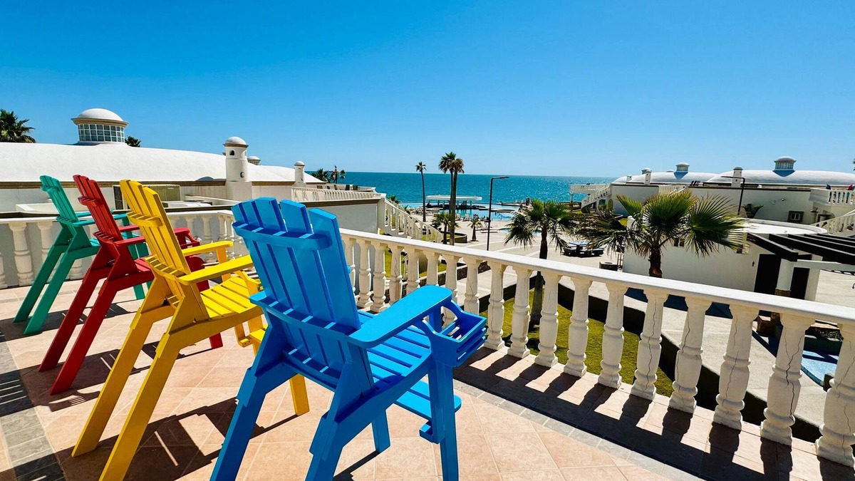 Puerto Penasco Villa | Stunning 4 Bedroom Beach Villa on Sandy Beach at Las Palmas Beachfront Resort V9