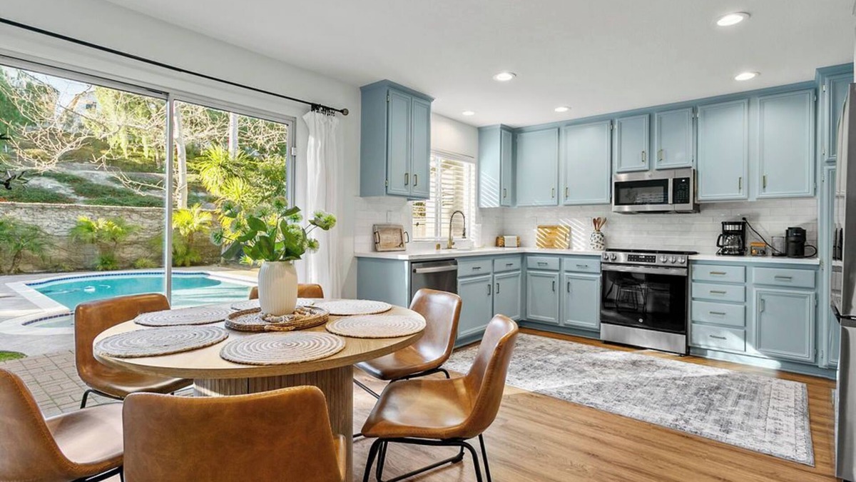 Aliso Viejo House | Stunning 4-Bedroom Pool House in lovely Aliso Viejo with WiFi close to beach