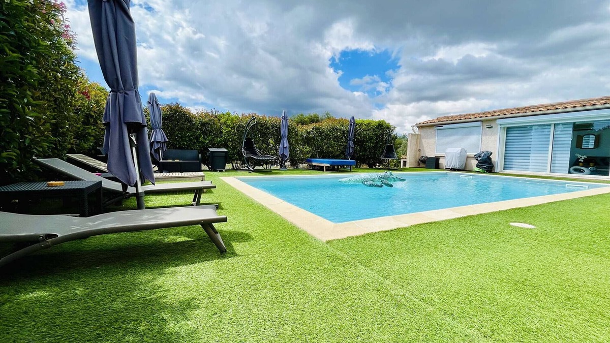 Porto-Vecchio House | Stunning 5-Bedroom Villa with Private Pool, 5 min from Porto-Vecchio, Air-Con and Parking
