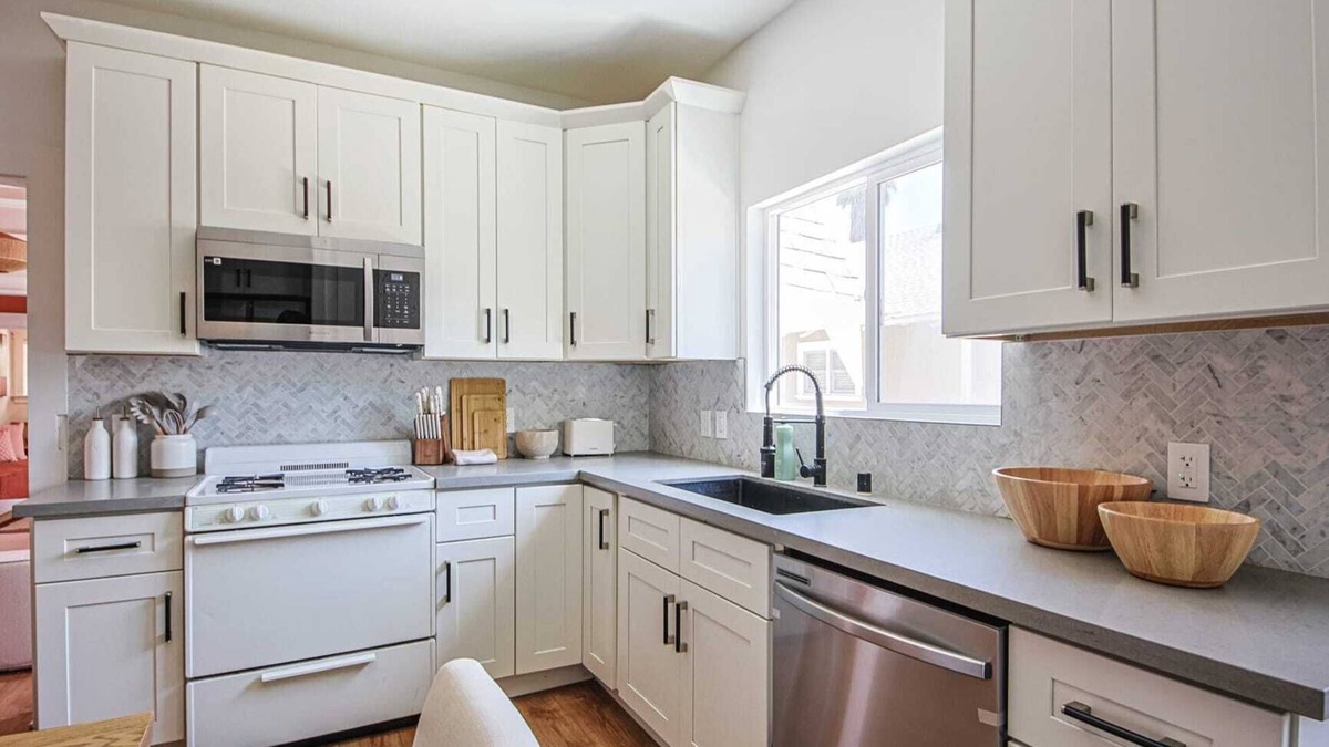 Downtown Los Angeles House | Stunning 9BR, build your group vacation memories
