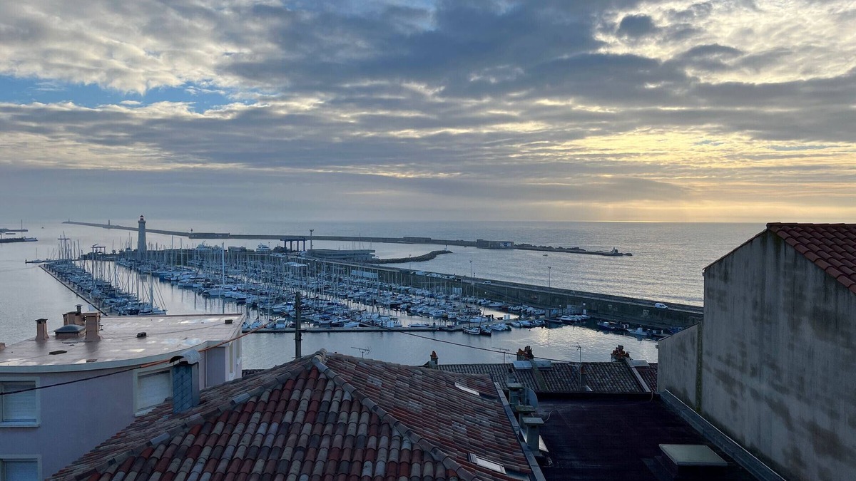 Montpellier Apartment | Stunning air-conditioned duplex, sea view, 2 bedrooms, WIFI in Sète