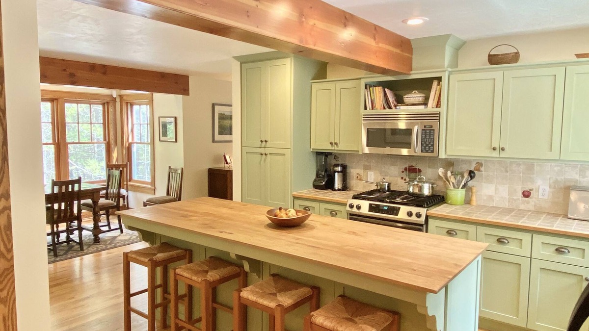 Fish Creek Cottage | Stunning and Spectacular Cottage Nestled Amongst Lush Woods!