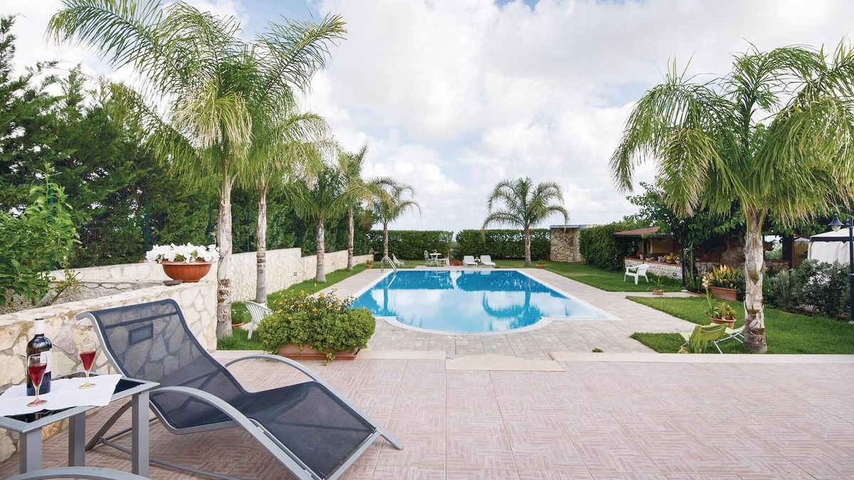 Partinico Apartment | Stunning apartment in Balestrate PA
