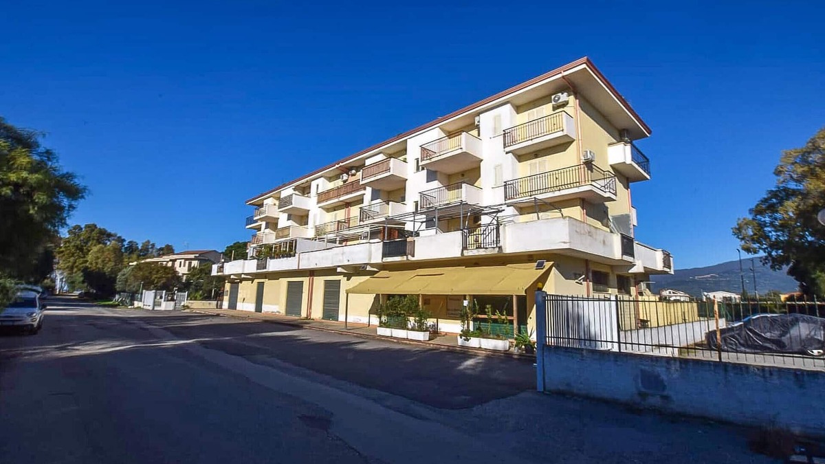 Lamezia Terme Apartment | Stunning apartment in Lamezia Terme