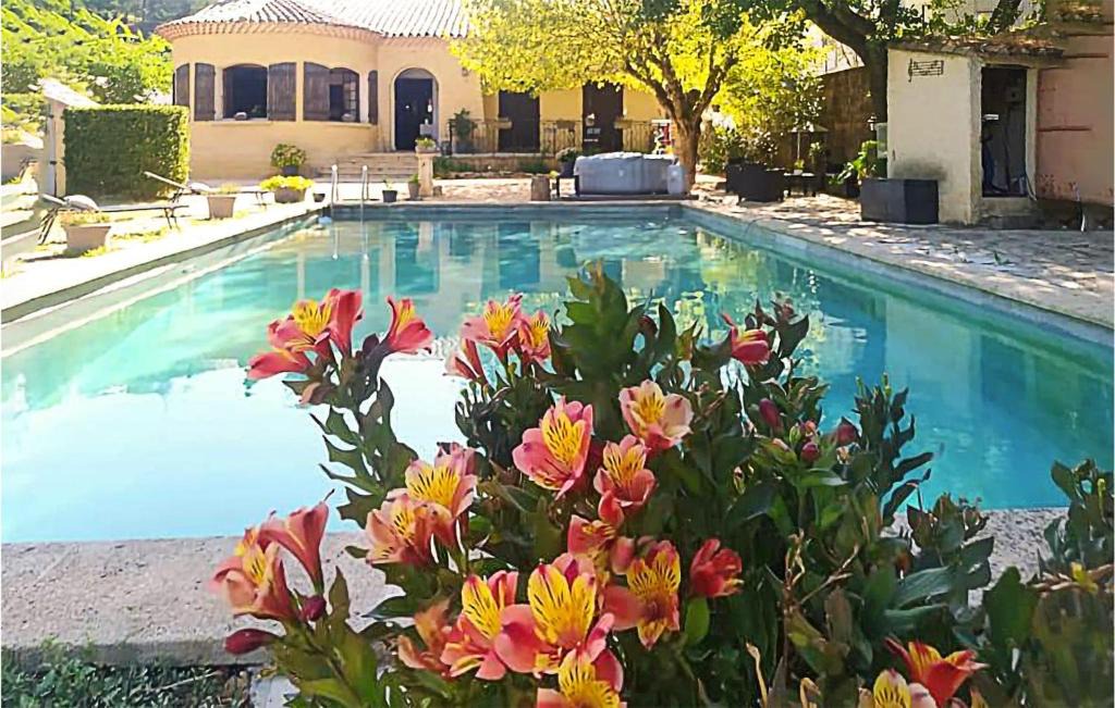 Mornas Apartment | Stunning Apartment In Mornas With Wifi