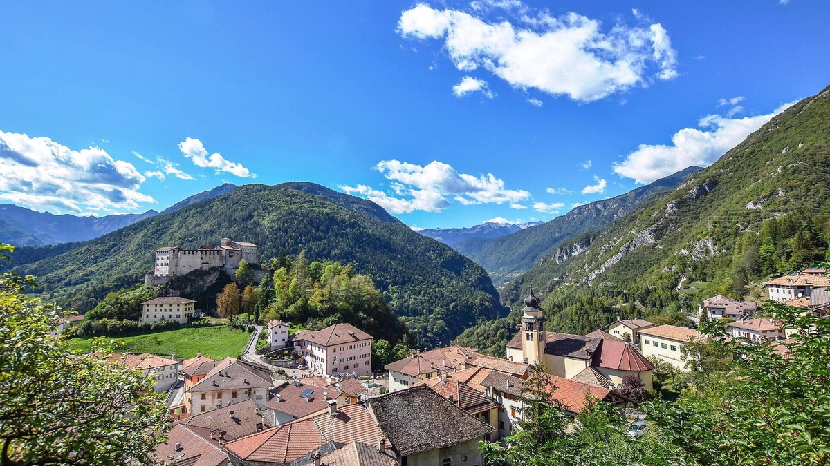 Stenico Apartment | Stunning apartment in Stenico with WiFi