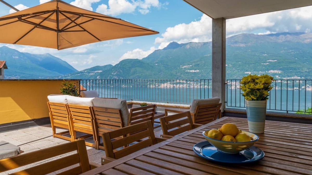 Bellano Apartment | Stunning Apartment- [Terrace and Swimming Pool]