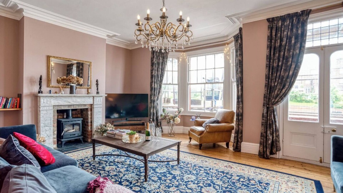 Cromer House | Stunning boutique Victorian Coastal Town House