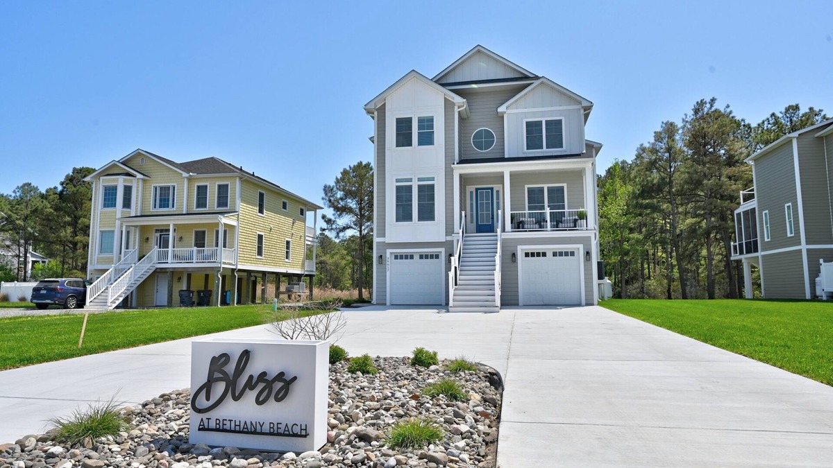 Bethany Beach House | Stunning brand New 7 bedroom 5 bathroom home with elevator.