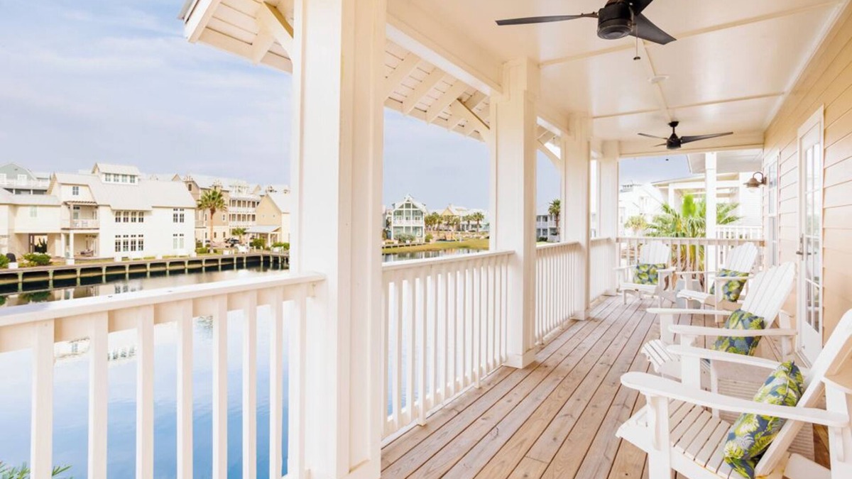 Cinnamon Shore House | Stunning, Charleston-Style Beach Home w/Lake Views & More Amenities