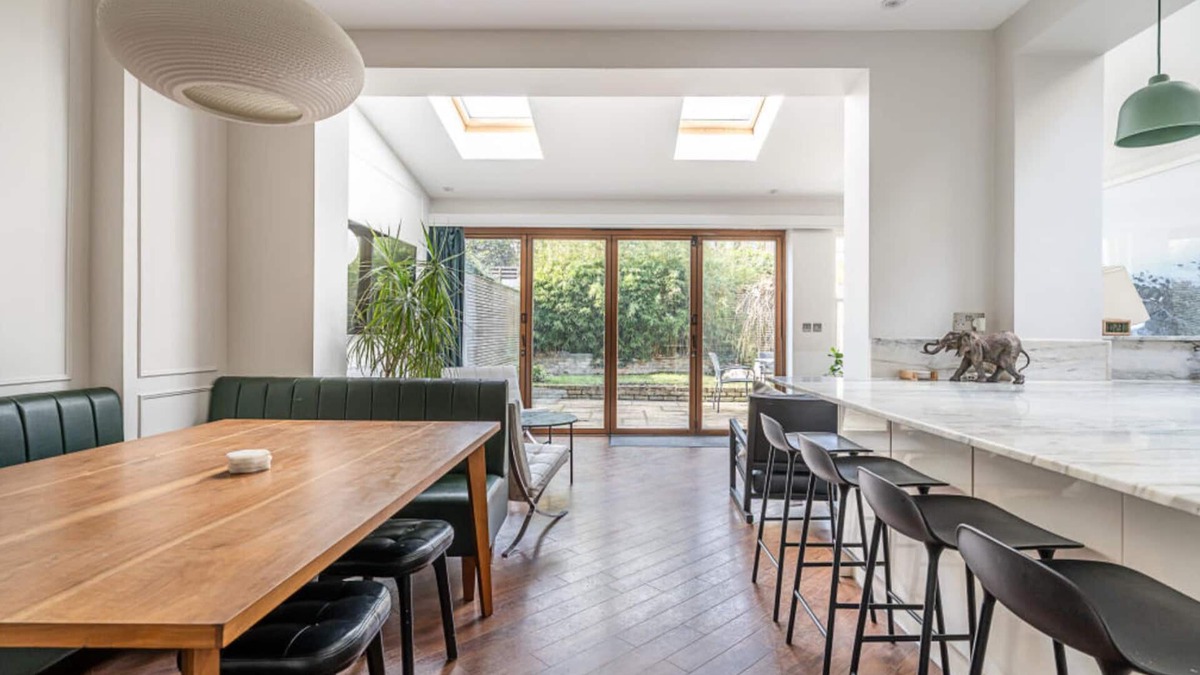 Clapham Apartment | Stunning Clapham Old Town Apartment