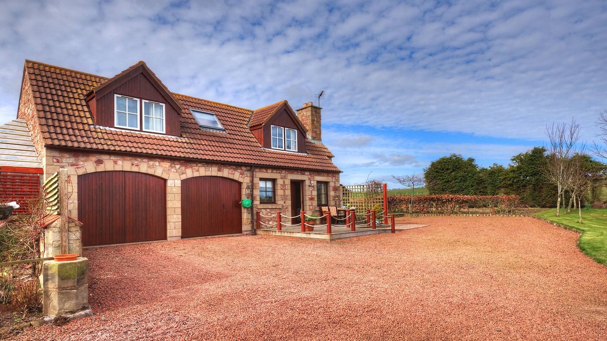 Eyemouth Apartment | Stunning coastal location