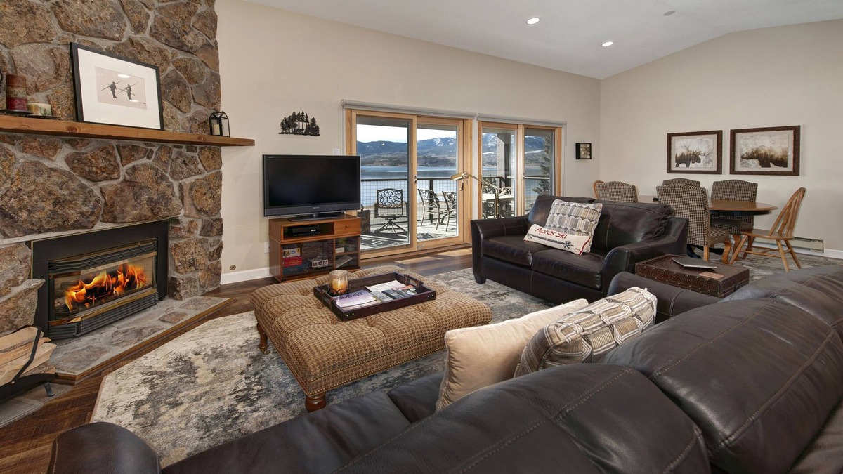 Corinthian Hills Condo | Stunning Direct Lake Dillon Views from this Top Floor Condo