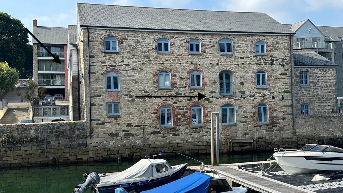 Mabe Apartment | Stunning duplex apartment in listed building