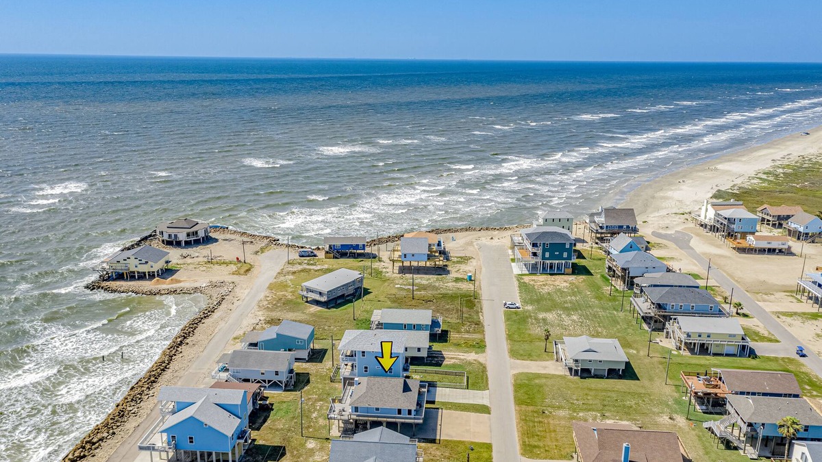 Freeport House | Stunning | Gulf Views | Large Deck | Dog Haven