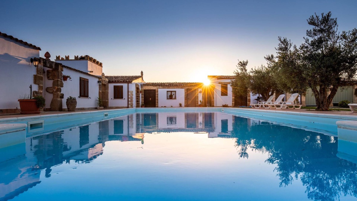 Castelvetrano Villa | Stunning Historic Villa With Private Pool