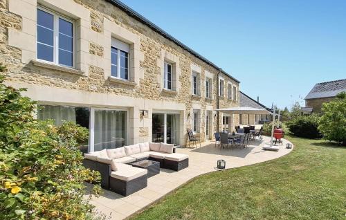 Flaignes-Havys House | Stunning Home In Flaignes-Havys