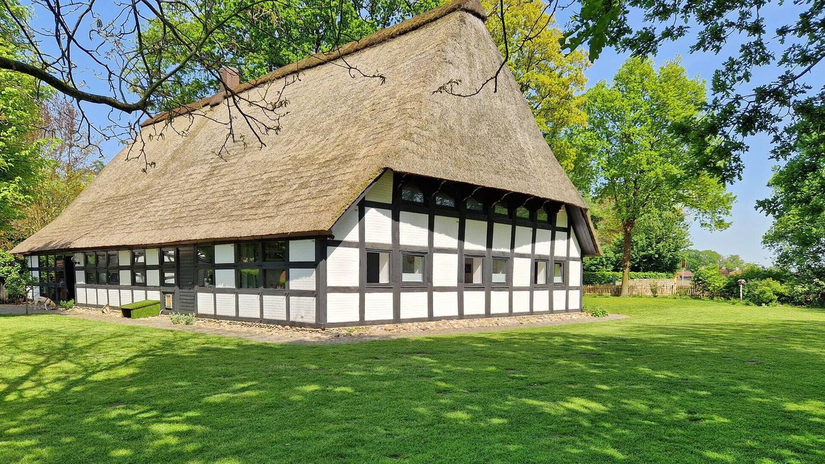 Huede House | Stunning home in Hüde