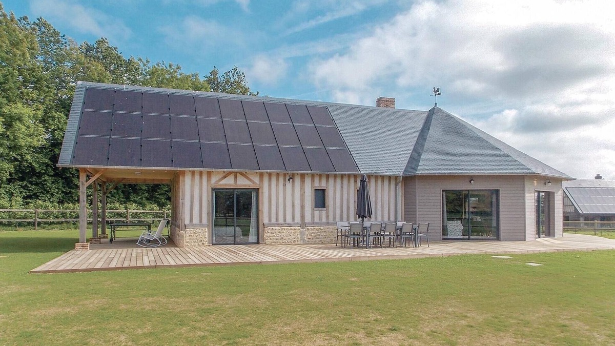 Hattenville House | Stunning home in Hattenville with WiFi