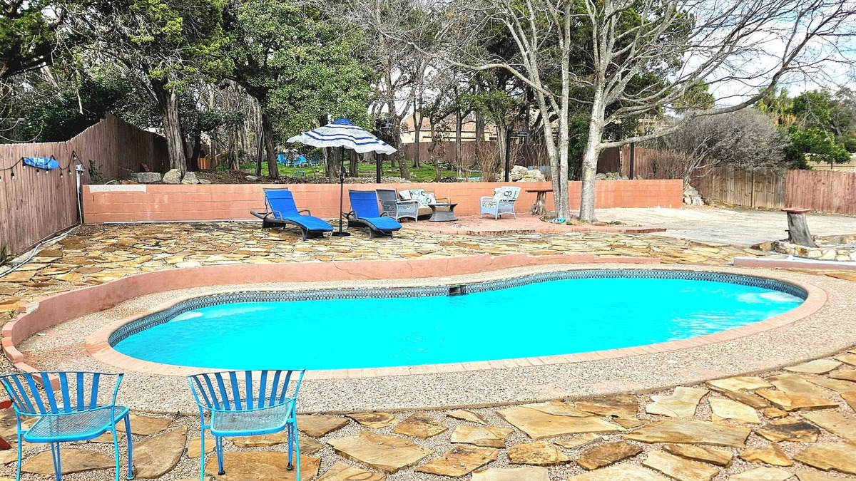 Rocky Ridge House | Stunning Home w/private POOL Amazing LAKE Views & Sleeps 12