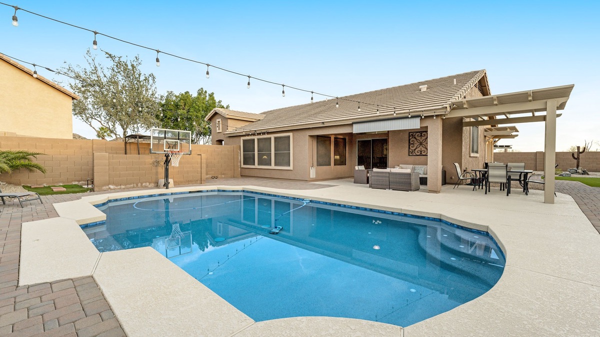Sierra Estates-Summit House | Stunning home with mountain views, pool, fast WiFi, central AC & W/D