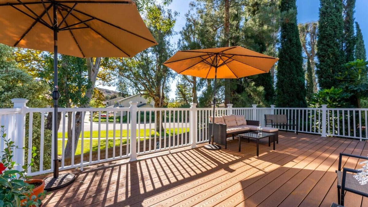 Mission Viejo House | STUNNING HOME WITH SPA, FRONT AND BACK YARD, HUGE DECK, OUTSTANDING LOCATION