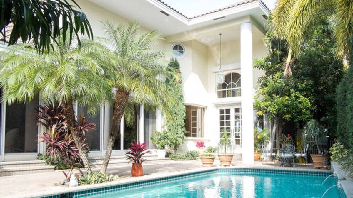 Lantana House | Stunning Intracoastal Beach Home w/Boat Dock