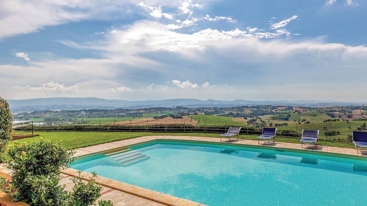 Castiglione del Lago House | Stunning home in Castiglione d.Lago PG