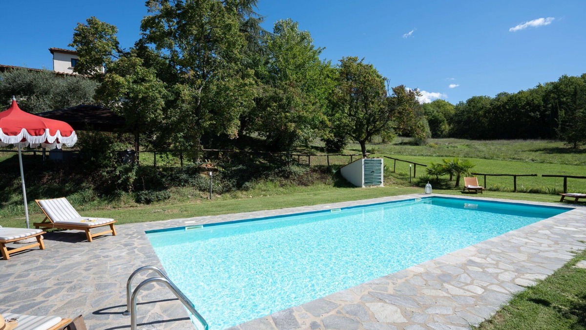 Cicogna Villa | Stunning private villa for 10 guests with A/C, WIFI, private pool, TV and pets allowed