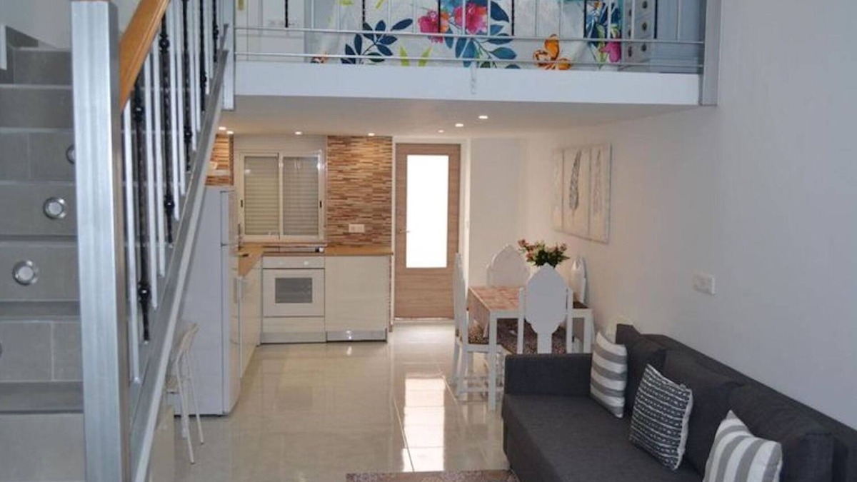 Pla del Bon Repos Apartment | Stunning Loft Apartment Air conditioning, impressive modern conversion