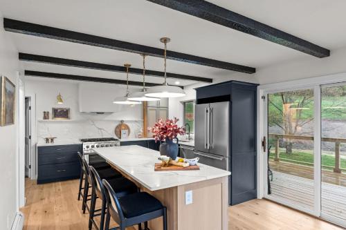 Ellicottville Ski Chalet | Stunning Luxury EVL Retreat - A True Private Oasis