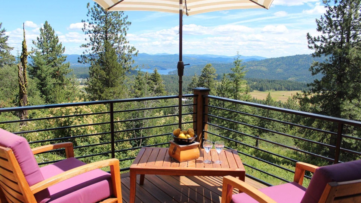Coeur d'Alene House | Stunning Mountaintop Home Minutes from Boat Launch