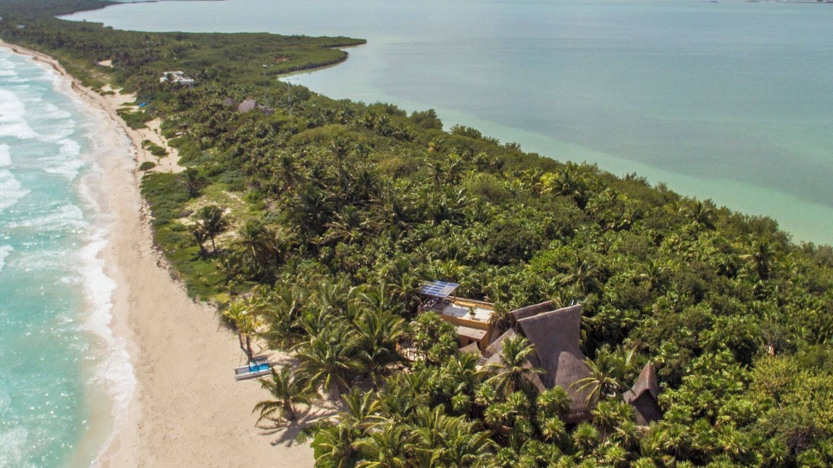 Chacchoben Villa | Stunning Casa Nalum - Private beach, pool, lagoon, cinema and more!