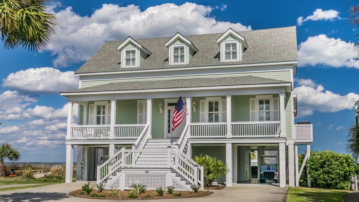 Beaufort House | STUNNING NEW LISTING - Ocean and Beach Views - Sleeps 12