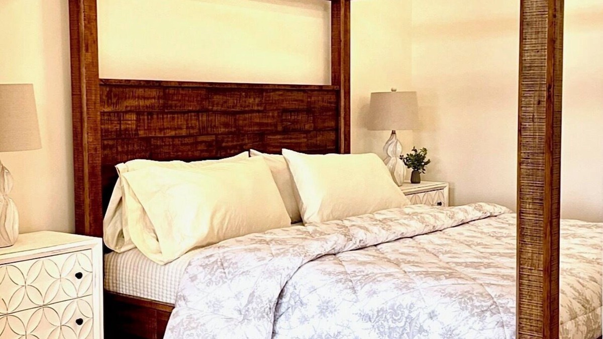 Brigham City Apartment | Stunning new loft in historic Union Block. Brand new, walk to everything.
