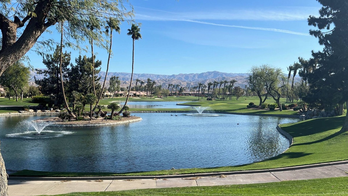 Desert Palms House | !STUNNING newly remodeled 2000 sqft, 4 bedroom 3 baths house!