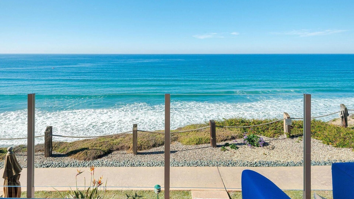 Solana Beach Condo | Stunning Ocean Views - from the minute you walk in the front door.