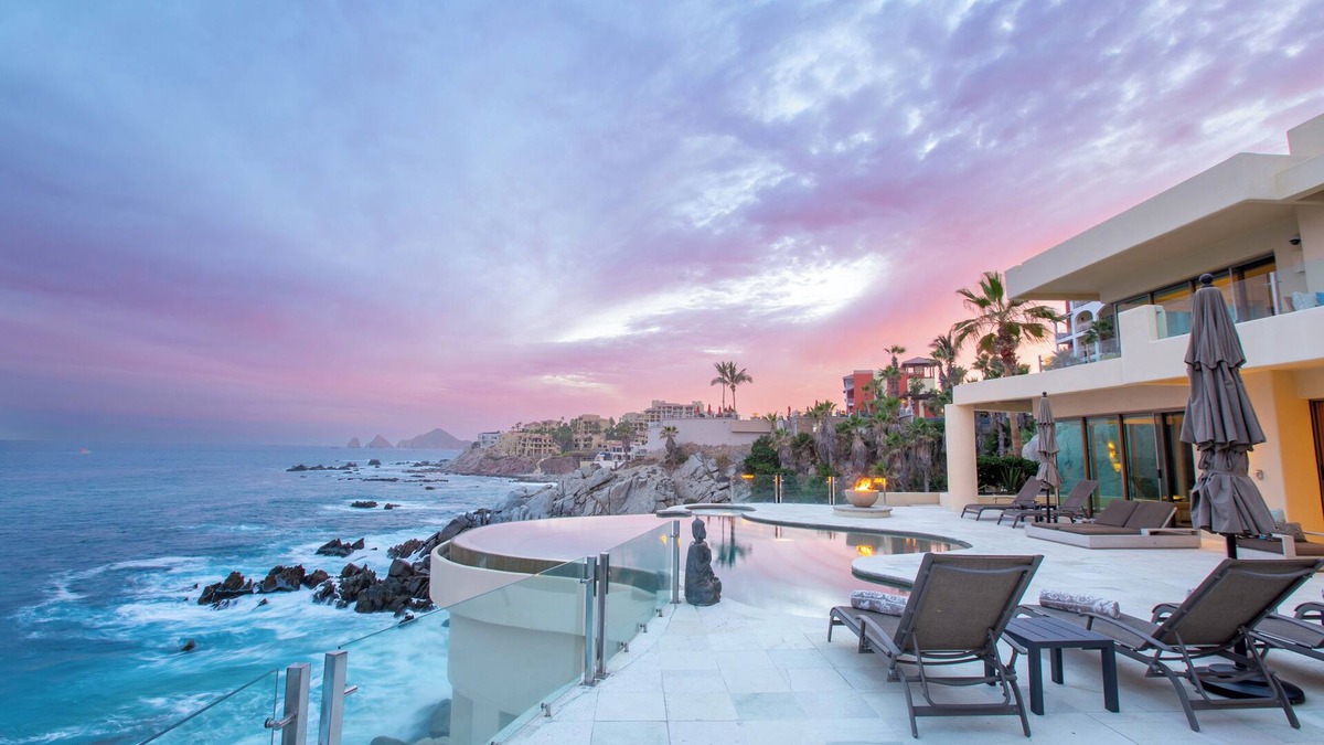 Cabo Bello Villa | Stunning Oceanfront Villa - Sunrise & Sunset Views of Land's End Arch